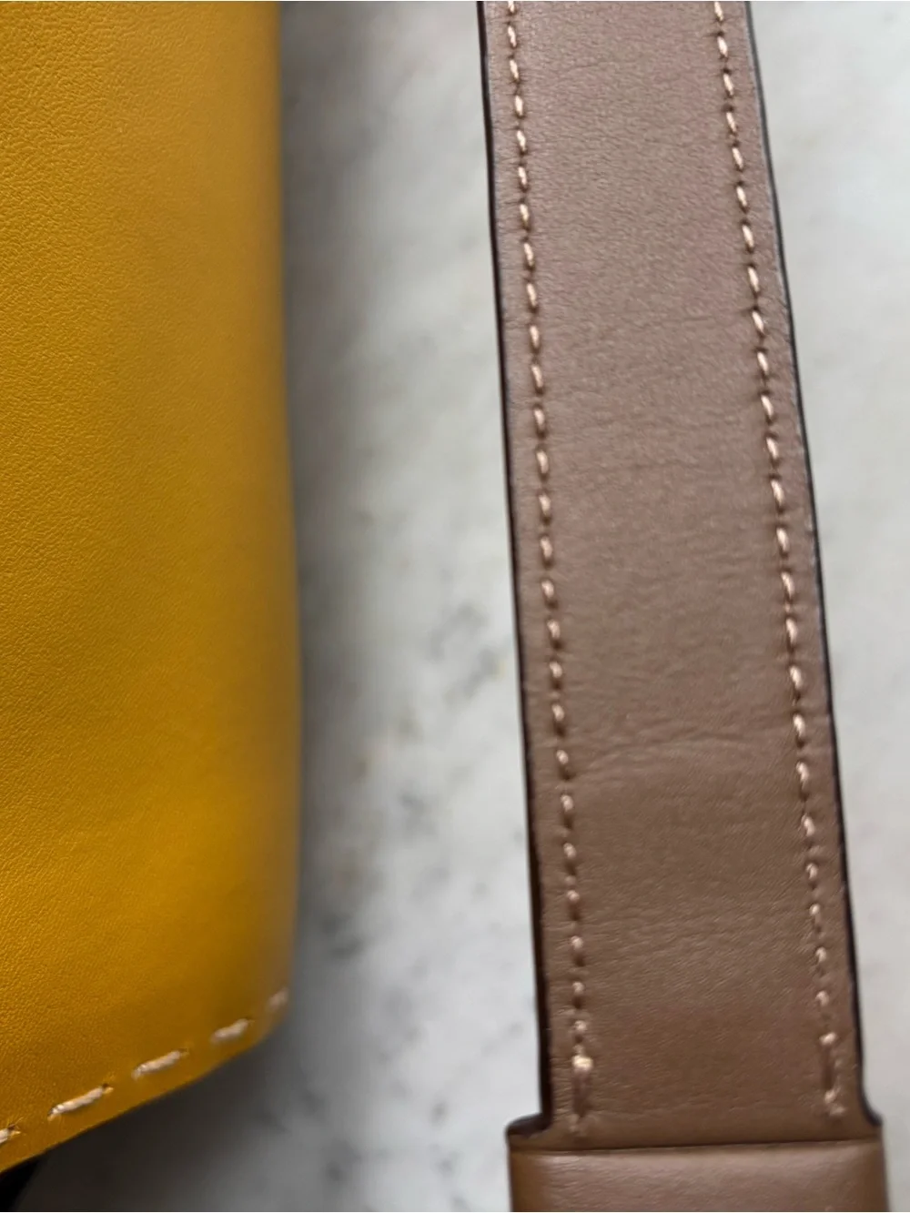 Coach 1941 Swagger 37 Two-Tone Yellow and Brown Leather Satchel/Briefcase - Picture 12 of 16